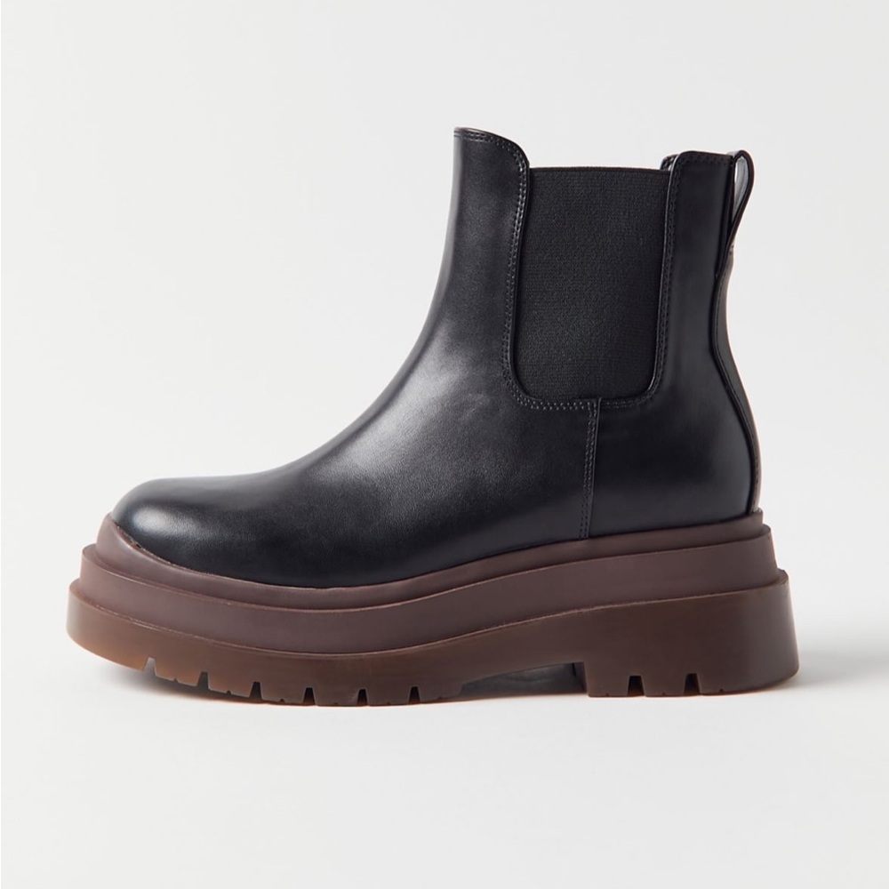 Betty Treaded Chelsea Boot
